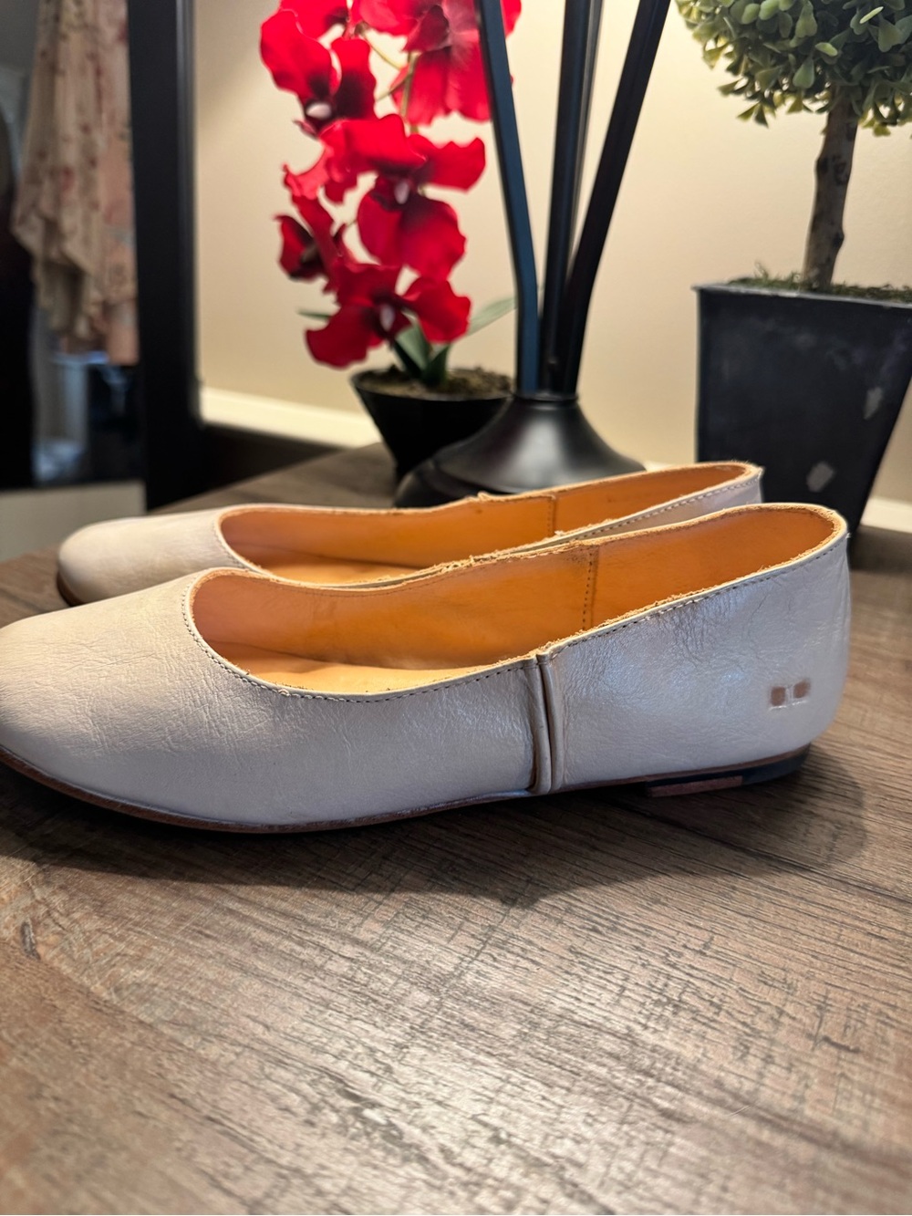BED|STU Women's Misty Cream Leather Ballet Flats Size 7 Excellent Condition